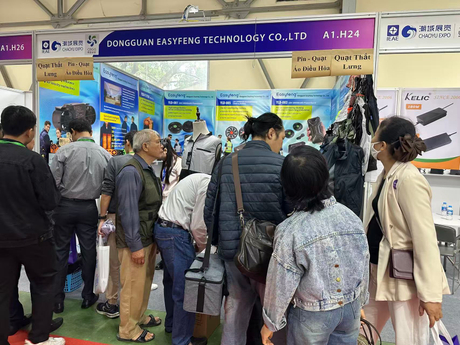 展会照片.jpg